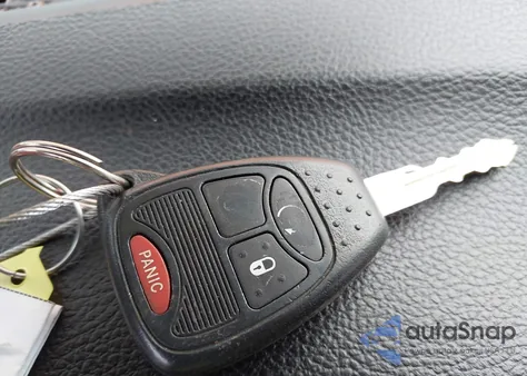 2013 Jeep Wrangler Unlimited Sahara z USA, uszkodzony, nr VIN 1C4HJWEGXDL528075